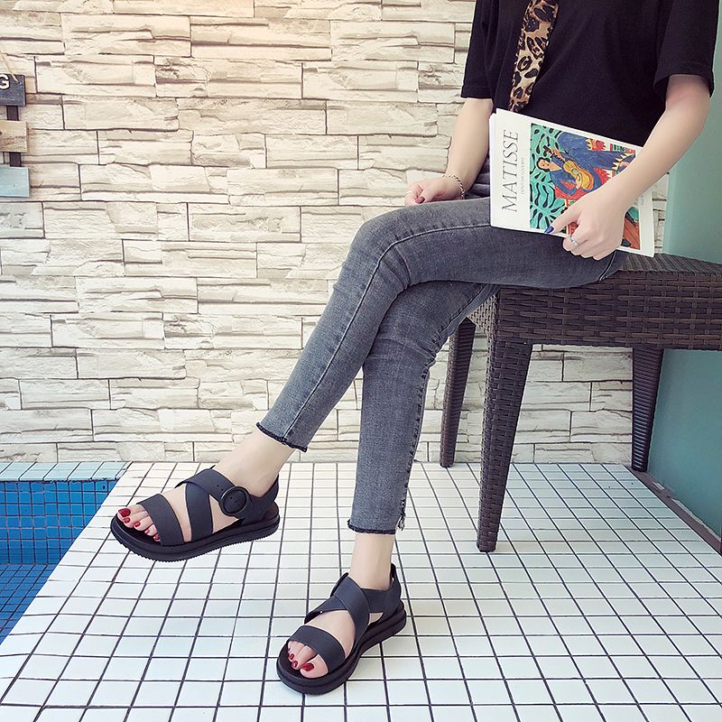 Summer new Korean version simple open toe flat bottom casual sandals women’s summer one word buckle versatile student women’s shoes
