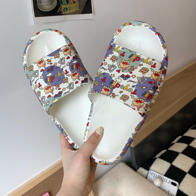 Summer casual thick bottom outerwear slippers Internet celebrity stepping on shit slippers