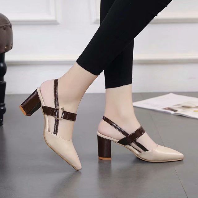 Spring and summer 2020 new single shoes women’s pointed thick heel Baotou women’s shoes middle heel one button high heeled shoes versatile