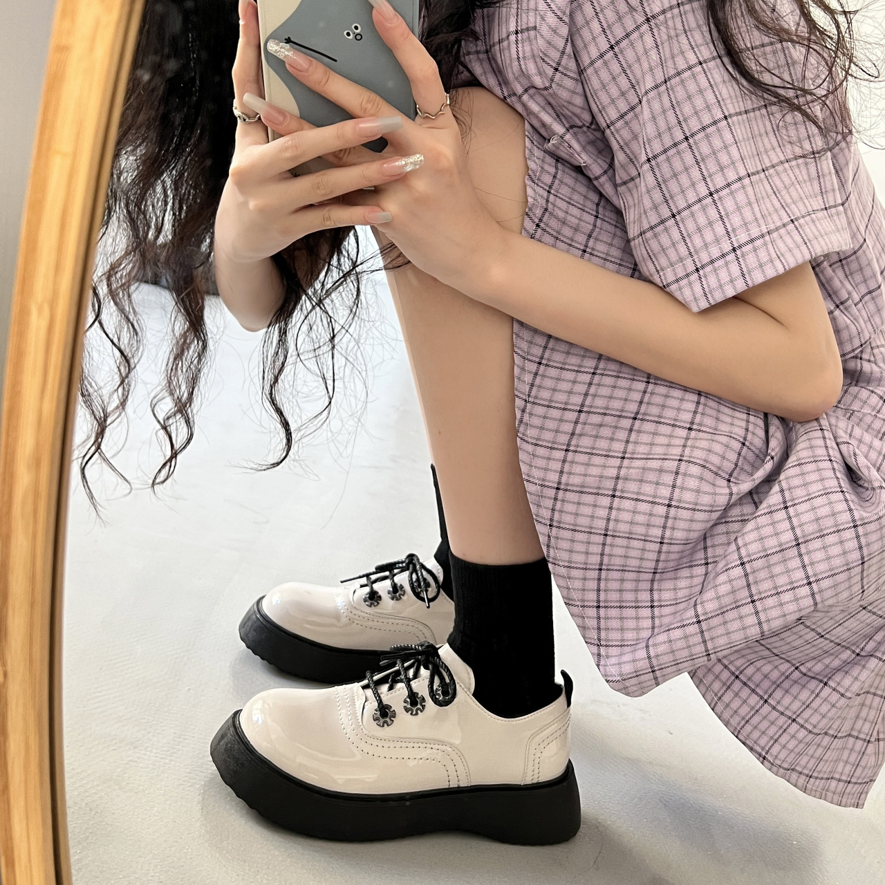 British style small leather shoes 2023 spring new retro round head Mary Jane muffin thick bottom large size single shoes women