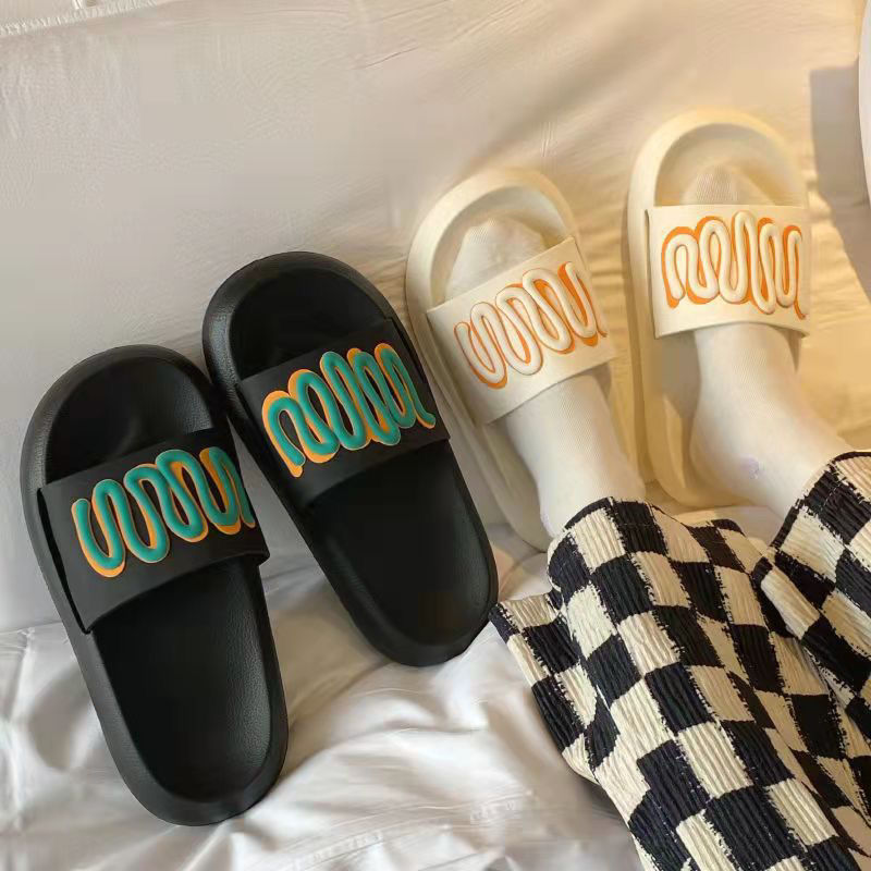 Slippers women’s fashion wear ins style home indoor bathroom non-slip thick bottom light couple beach shoes sandals and slippers