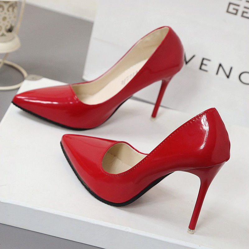High heeled shoes women’s stiletto 2020 new Korean version of pointy head versatile bag head button Roman hollow cat heel shoes