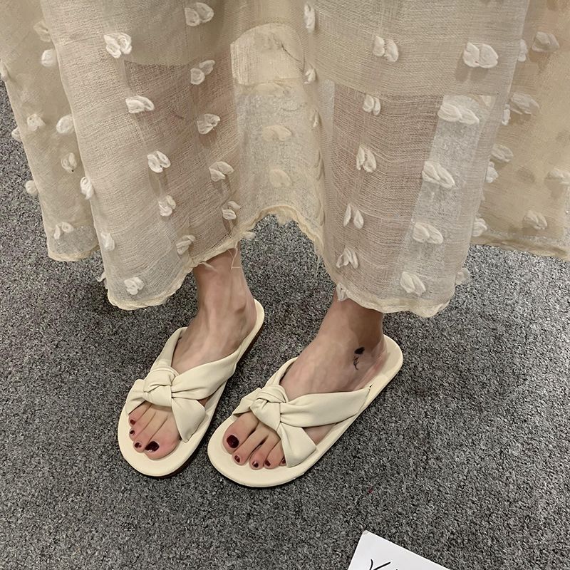 women’s summer wear fashion all-match flat bottom students sexy and thin ins tide one word sandals and slippers