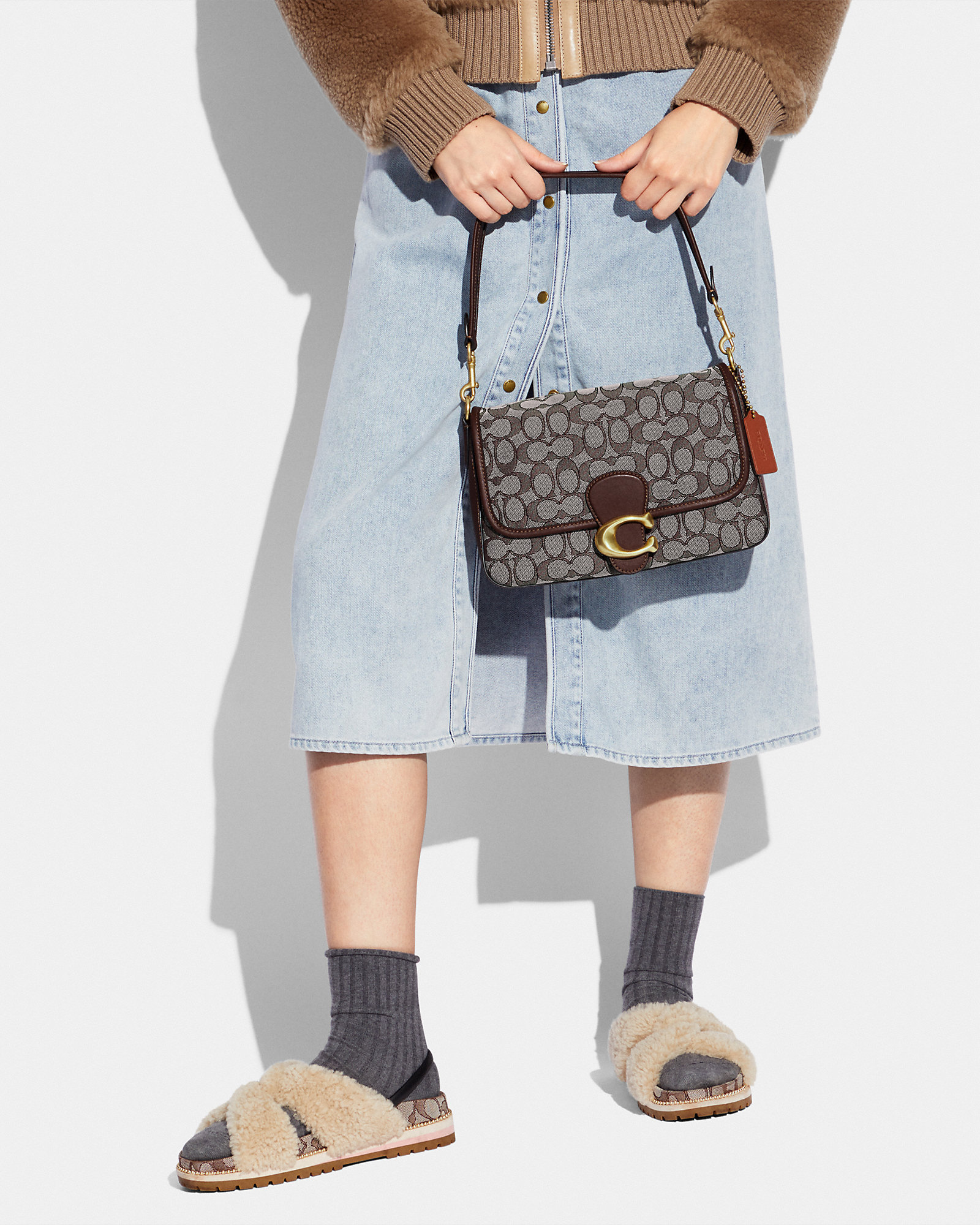 Soft Tabby Shoulder Bag In Signature Jacquard