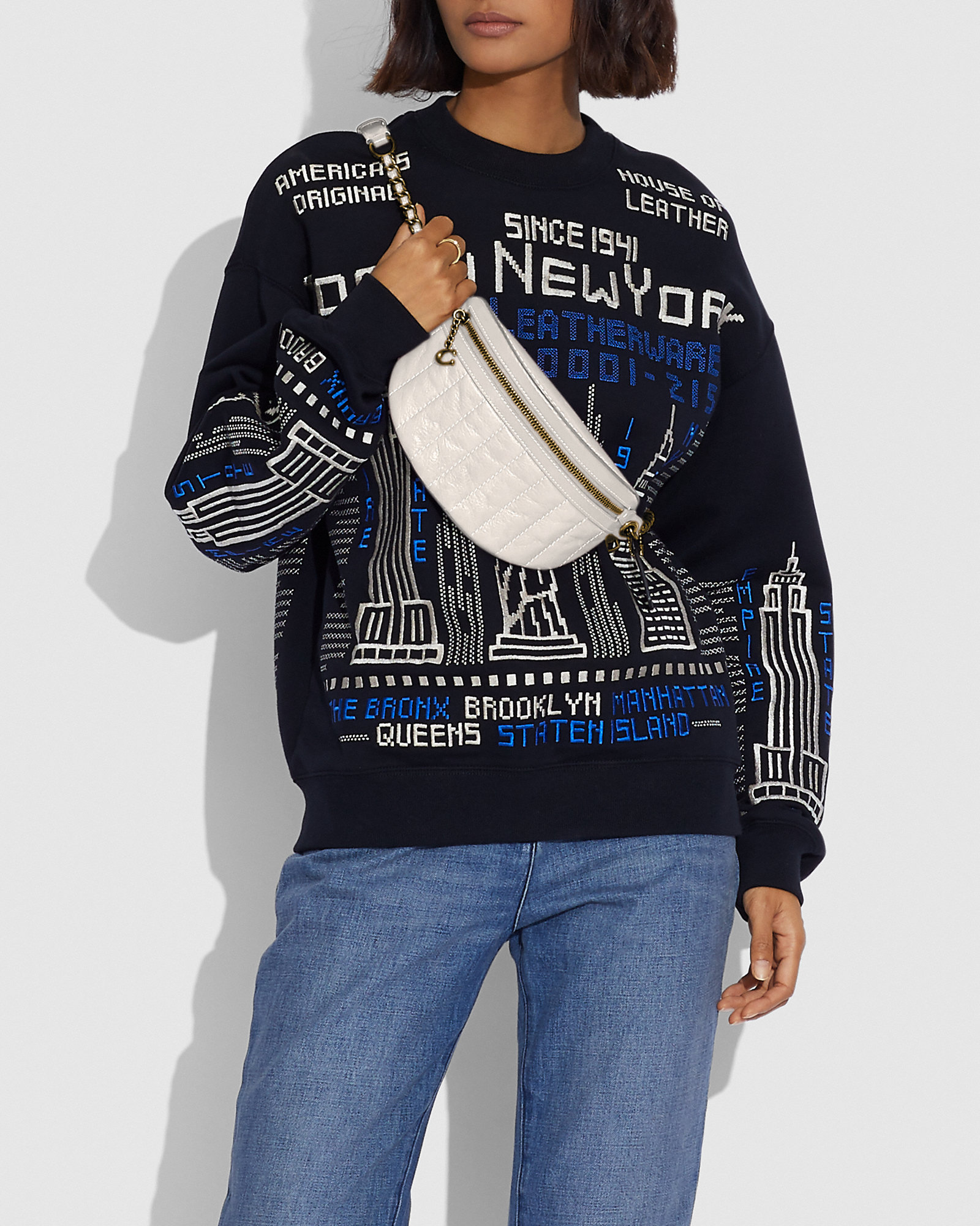 Chain Belt Bag With Quilting