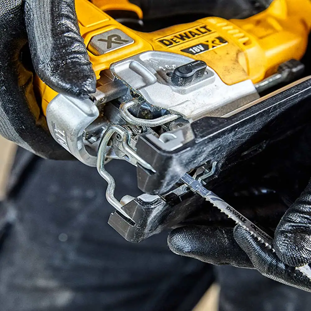 DEWALT 18V XR Brushless Top Handle Jigsaw Skin DCS334N-XJ