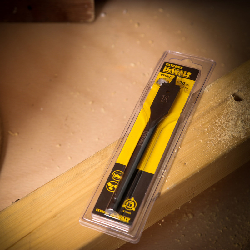 DeWalt Extreme Impact Rated Flat Wood Drill Bit 18 x 152mm