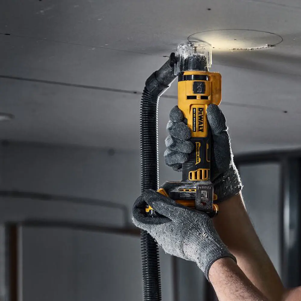 DEWALT 18V XR Drywall Cut Out Tool Skin DCE555N-XJ