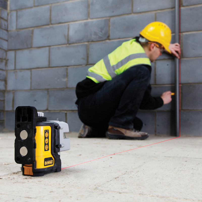 DeWalt DW089K-XJ 3 Way Self-Levelling Multi-Line Red Laser Level
