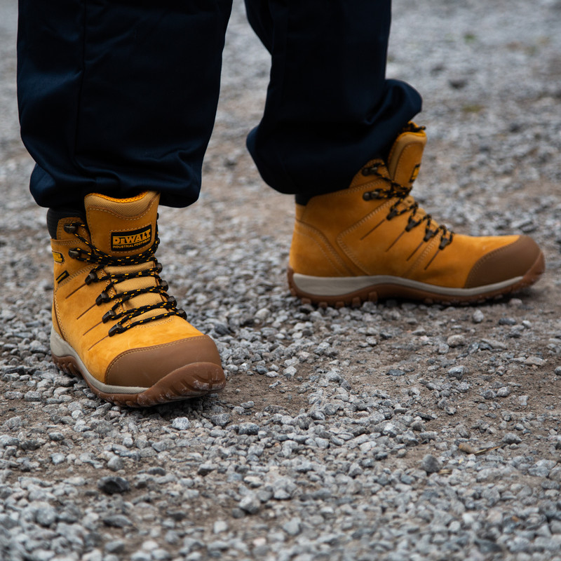 DeWalt Farnham Waterproof Safety Boots Size 12