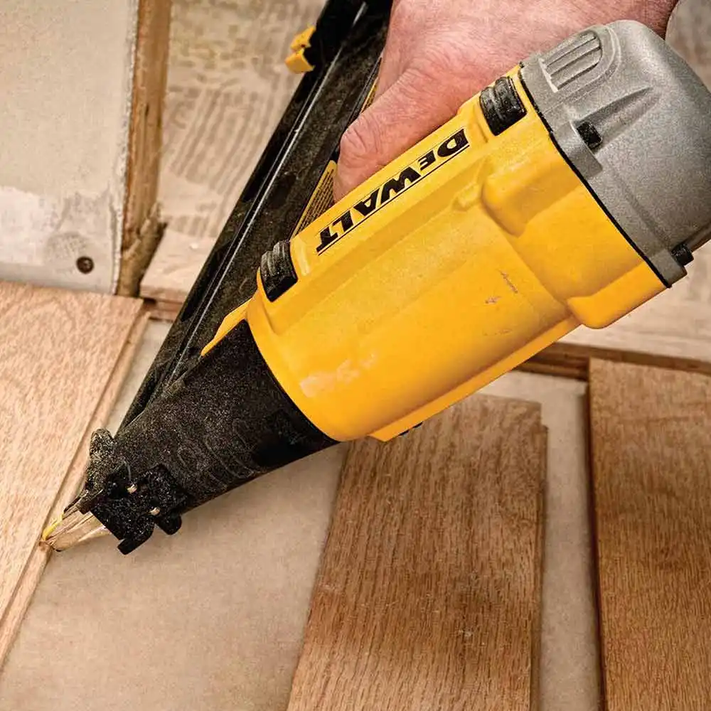 DEWALT 32-64mm DA Series 15ga Precision Point Air Nailer Bradder DPN1564APP-XJ