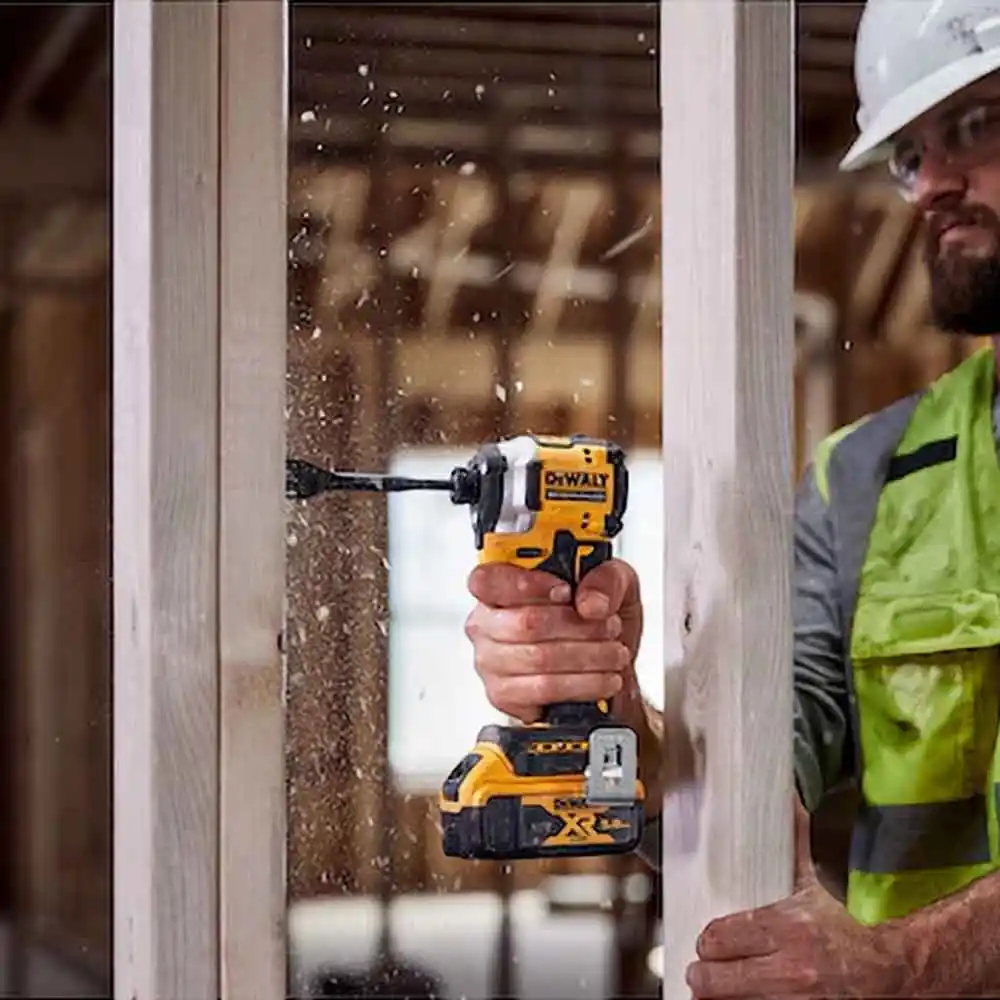 DEWALT 18V Brushless 3 Speed Compact Impact Driver Skin DCF850N-XJ