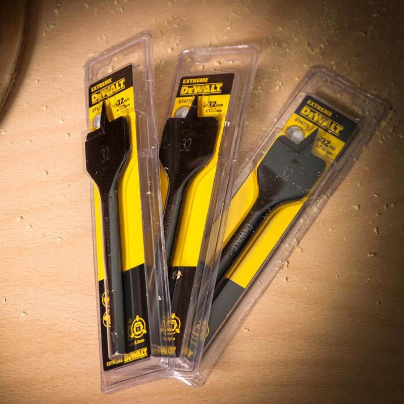 DeWalt Extreme Impact Rated Flat Wood Drill Bit 32 x 152mm