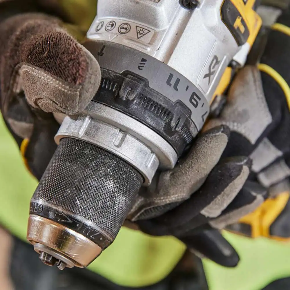 DEWALT 18V XR 1 x 8.0Ah 13mm 3 Speed Hammer Drill Kit DCD1007WW1T-XE