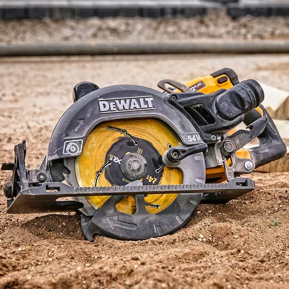 DEWALT 54V Brushless XR FLEXVOLT 190mm Circular Saw Skin DCS577N-XJ