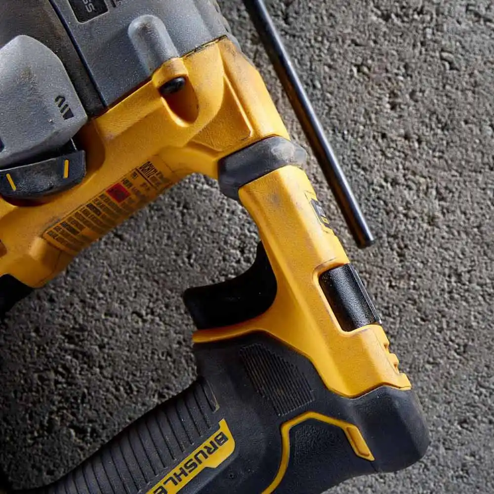 DEWALT 18V SDS+ Rotary Hammer Skin DCH172N-XJ