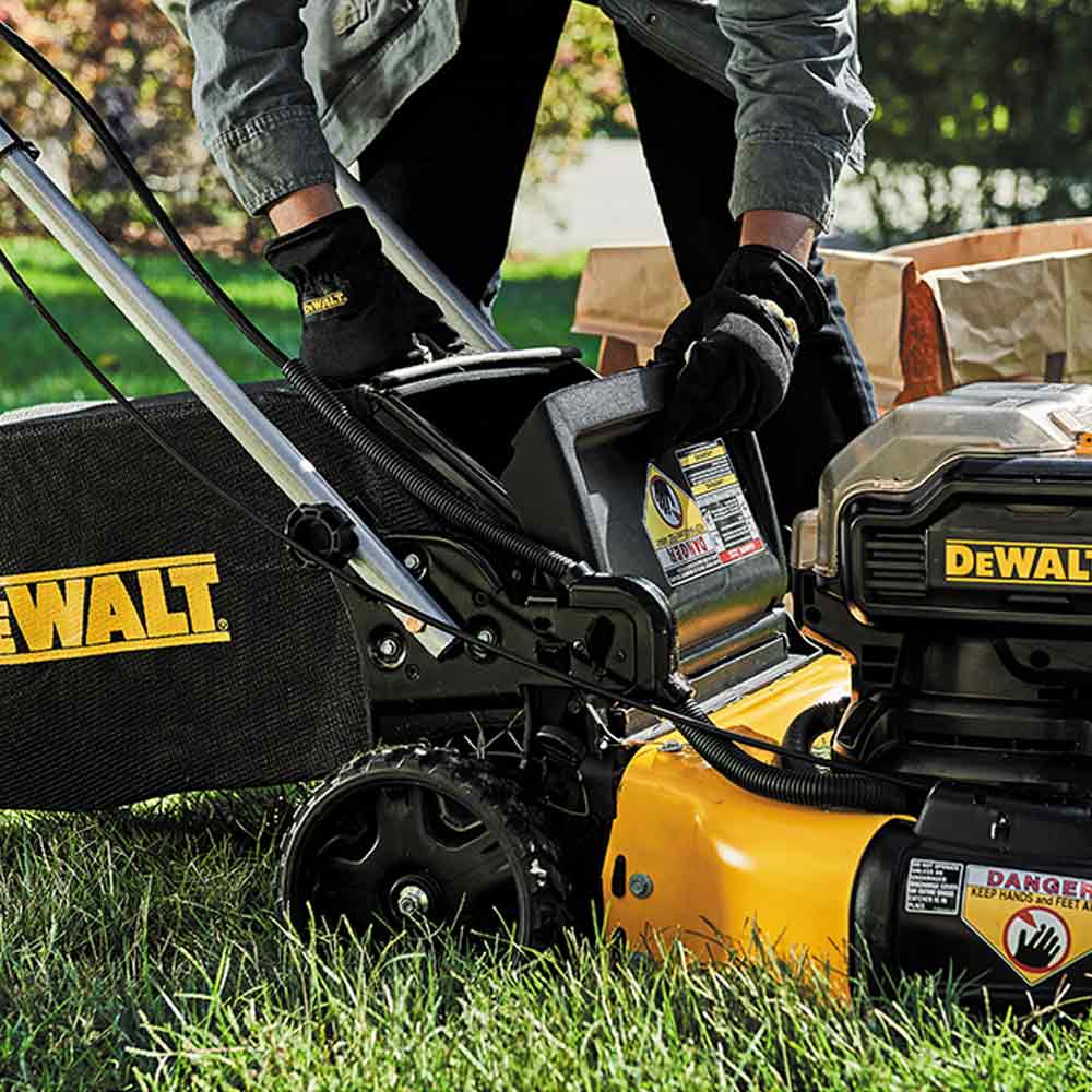 DEWALT 36V (18Vx2) Brushless 540mm Lawn Mower Skin DCMWSP564N-XE