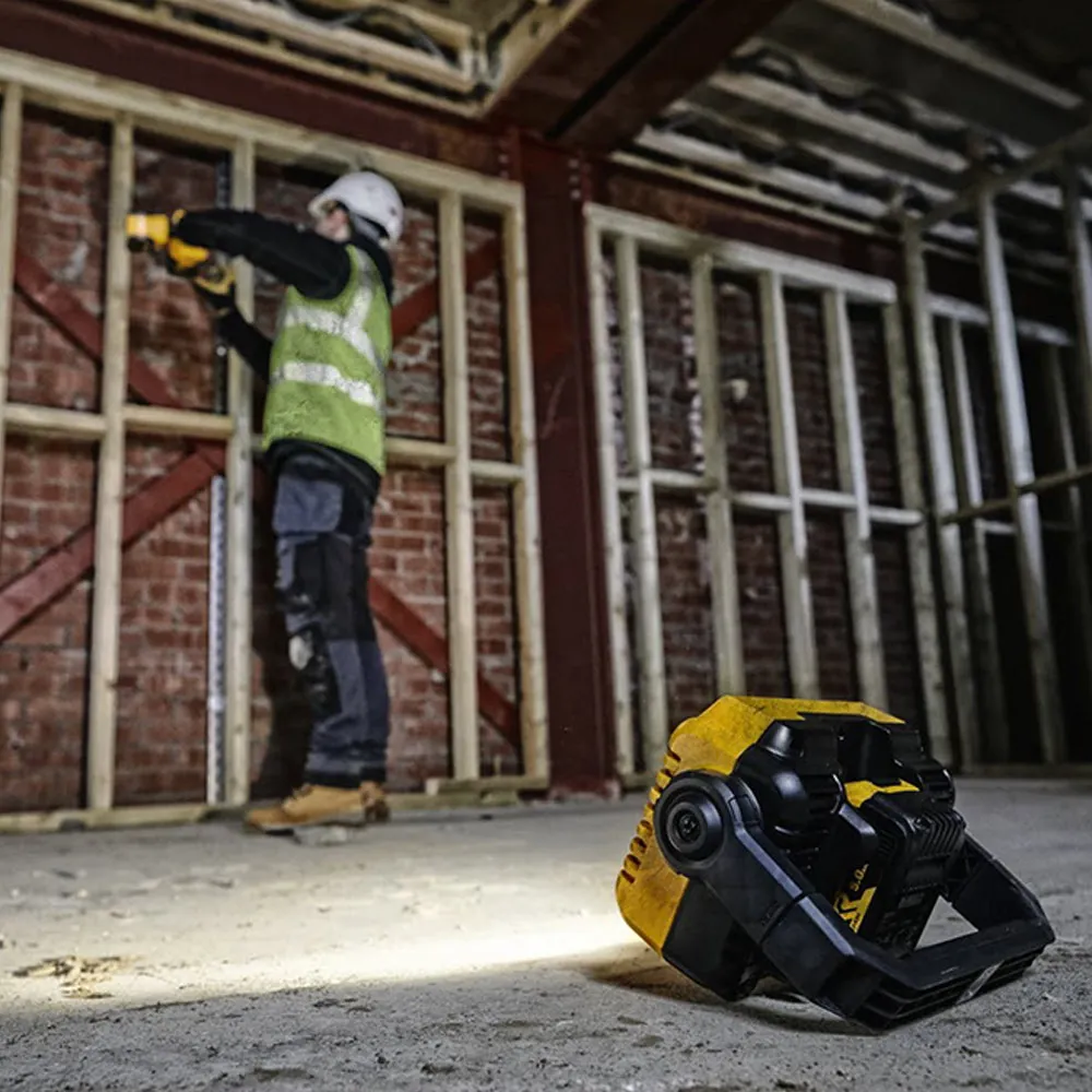 DEWALT 18V Compact Light Skin DCL077-XJ