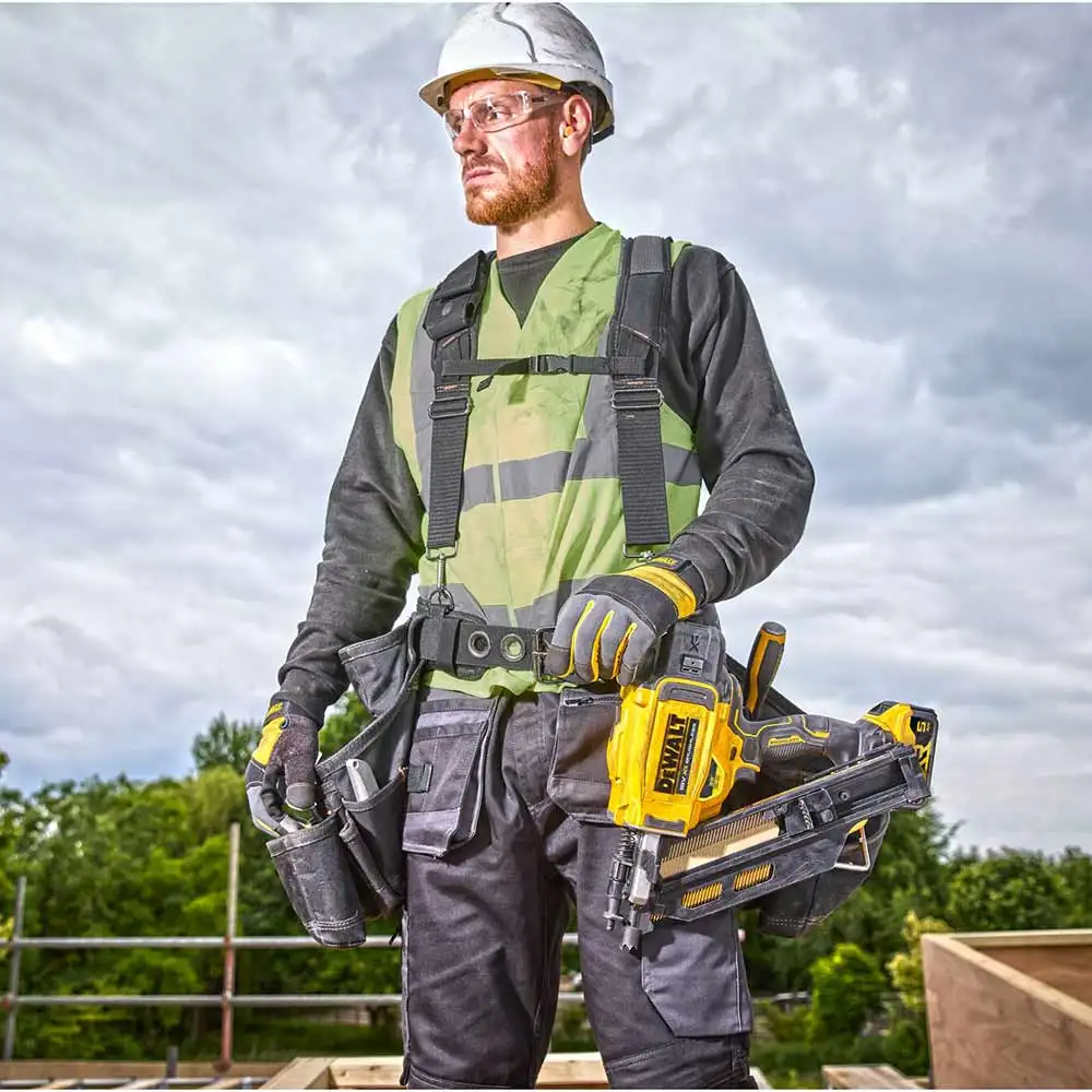 DEWALT 50-90mm 1 x 5.0ah Framing Nailer Kit DCN930P1-XE