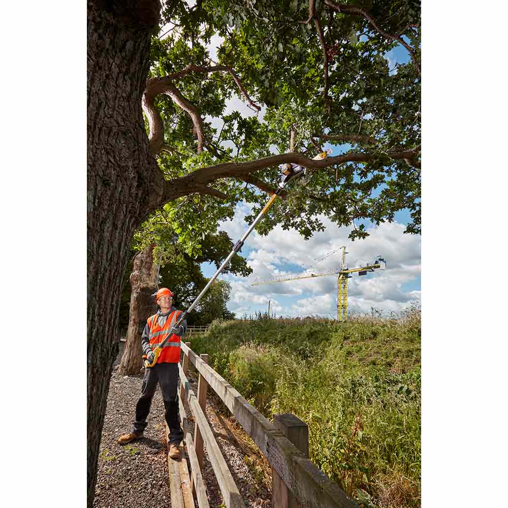 DEWALT 18V XR Brushless 20cm (8") Pole Saw Trimmer Skin DCMPS567N-XE