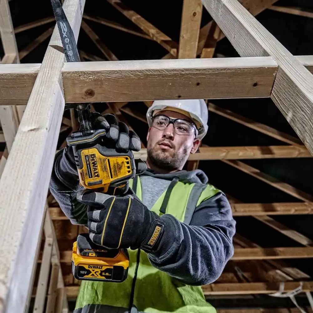 DEWALT 18V XR Brushless 22mm Reciprocal Saw Skin DCS369N-XJ