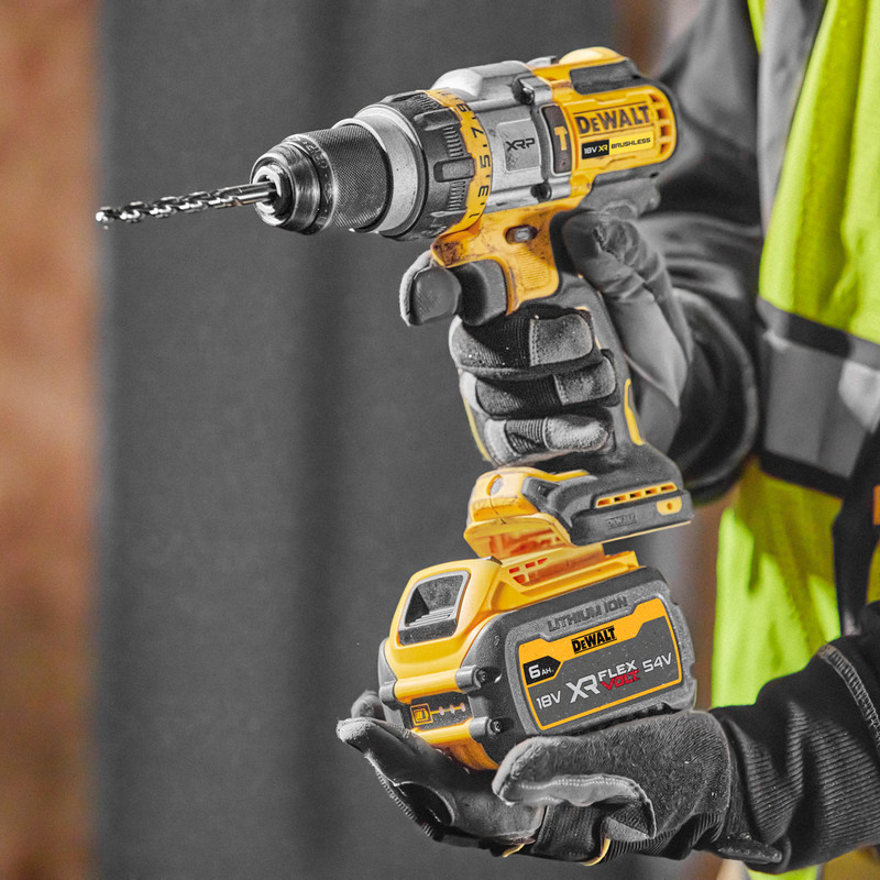 DeWalt 18V XR Flexvolt Advantage High Power Combi Drill 1 x 6.0Ah