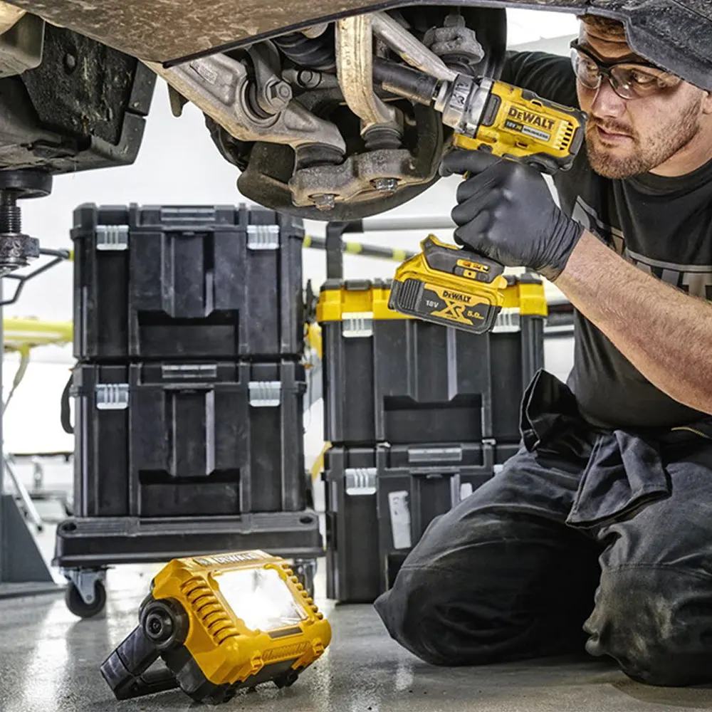 DEWALT 18V Compact Light Skin DCL077-XJ