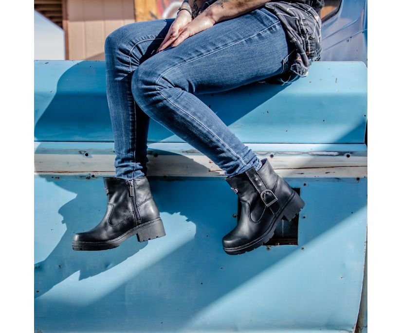 Women's Madera Boots