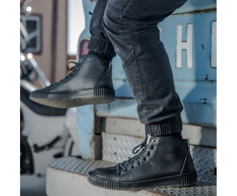 Men's Barren Sneakers