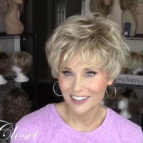 Romantic Gold Short Wig