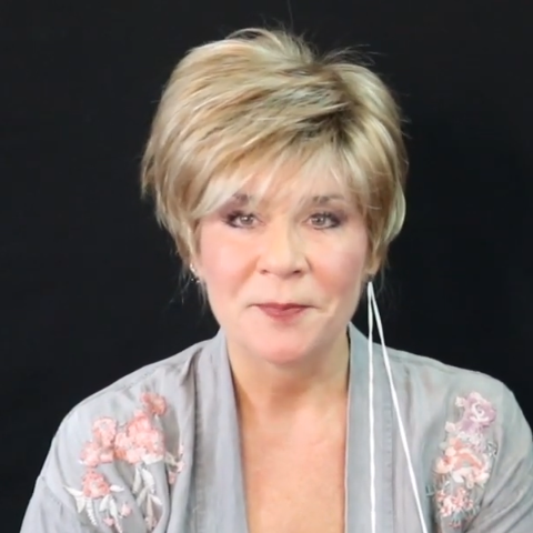 Fashion Linen Gold Short Wig