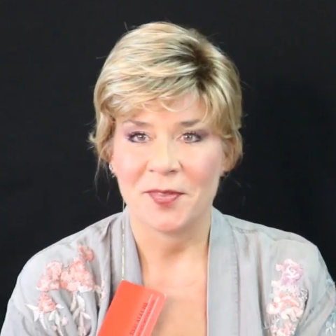 Gold Short Roll Wig(Hair Root Black)