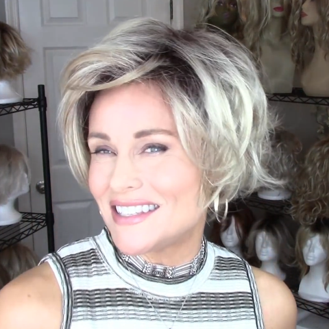 Popular Platinum Short Wig (Hair Root Black)