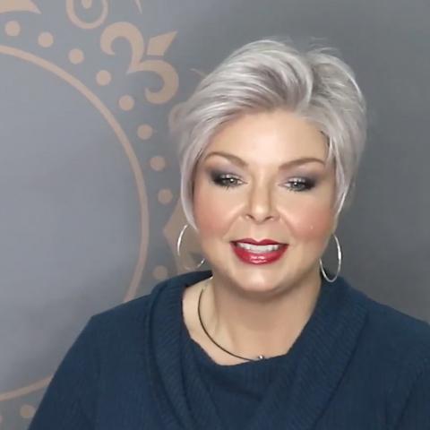 2021 Fashion Silver White Short Wig