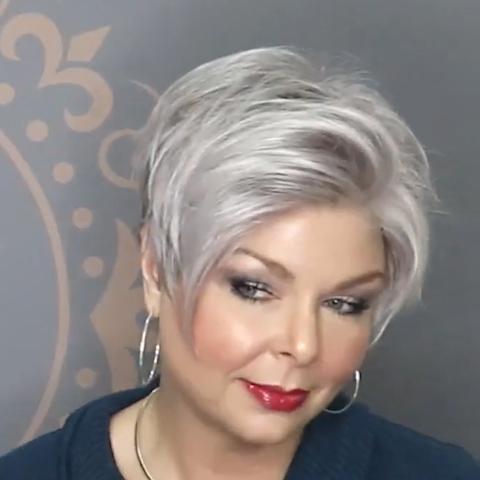 2021 Fashion Silver White Short Wig