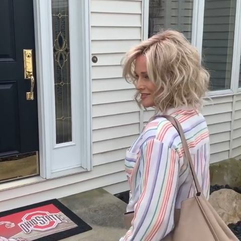 Shoulder Linen White Gold Roll Wig