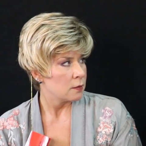 Gold Short Roll Wig(Hair Root Black)