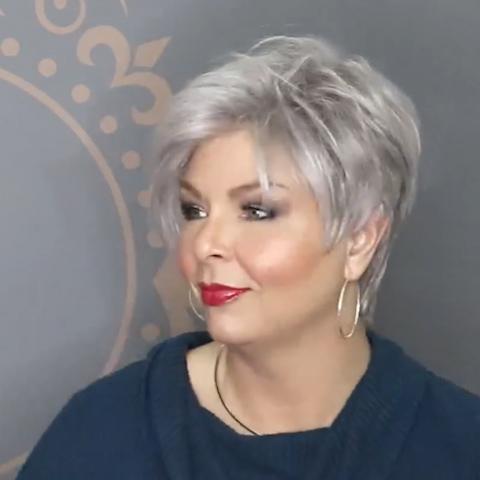 2021 Fashion Silver White Short Wig