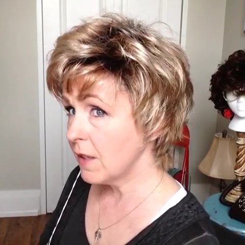 Foreign Gas Champagne Gold Short Wig