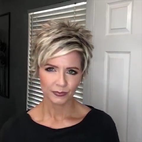 Personality Gray Gold Short Wig (Hair Root Black)