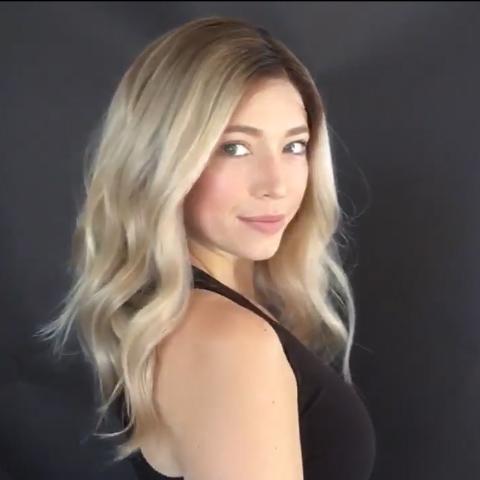 Super Fashion Gradient Platinum Medium Long Wave Wig