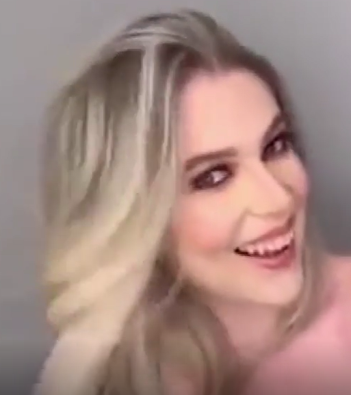 Medium Long Golden Gradient Wig