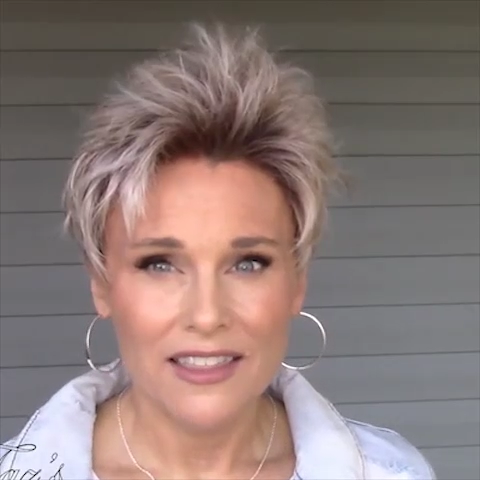 Grey Tea Short Wig (Hair Root Black)