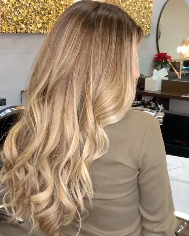 2021 New Fashion Brown Wave Wig