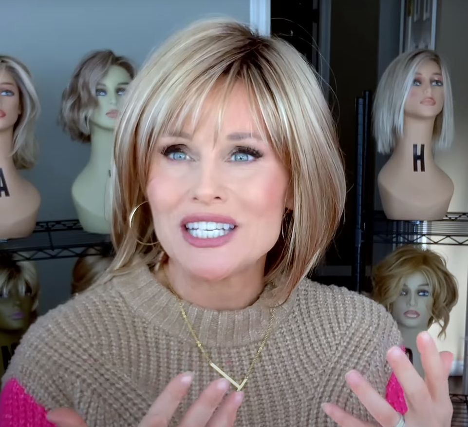 2021 Gold BOB Wig