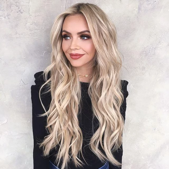 Vanilla Long Wave Wig