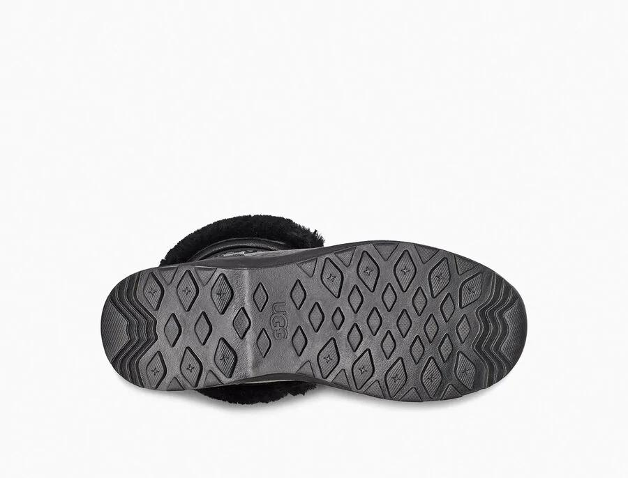 Adirondack III Snow Leopard