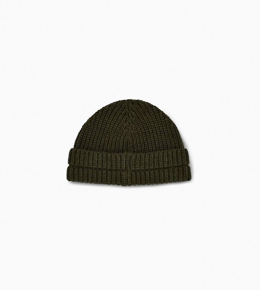 Ribbed Cuff Skully Hat
