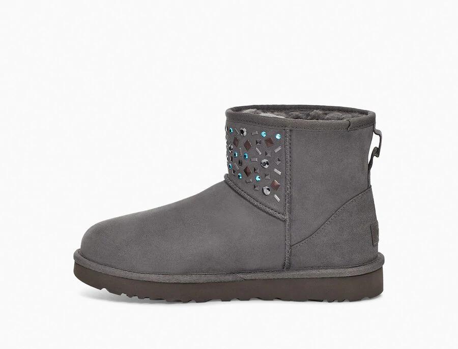 Classic Mini Stud II