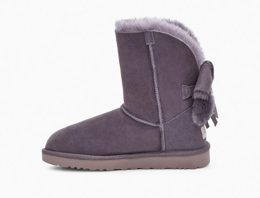 Classic Short Cuffed Bow